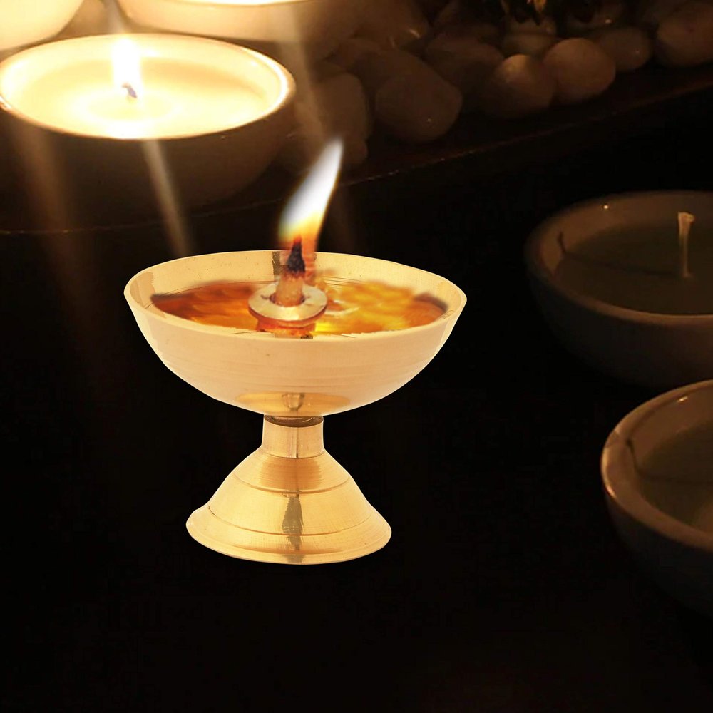 DreamKraft Brass Diwali Chandramukhi Deepak (Diya Oil Lamp) for Puja Home Dcor