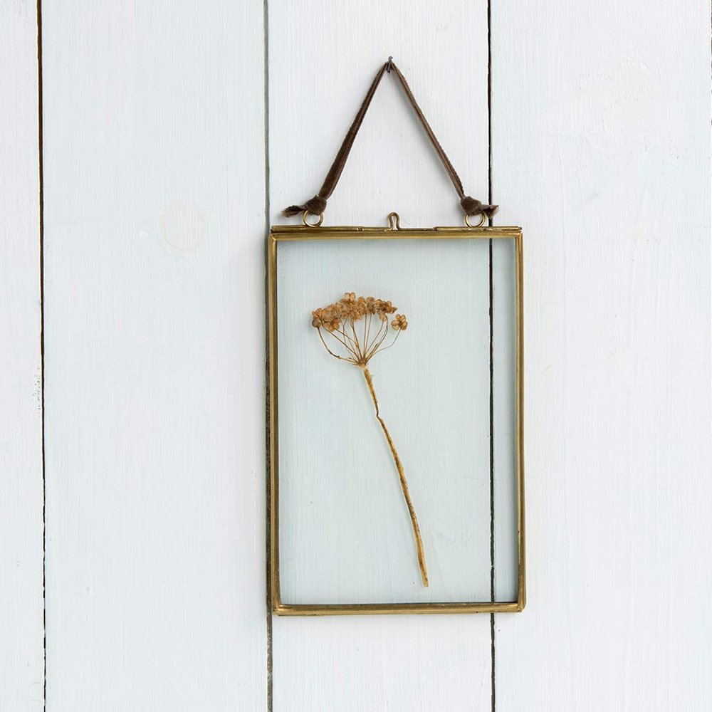 Art India Collections Glass Hanging Picture Frame for Wall Decoration, with 2 Sides Glass - 5 x 7 inch (Golden), Diwali Gifting Photo Frame, Brass and Glass Photo Frame