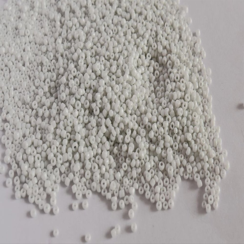 The Design Cart Opaque White Round Rocailles/Glass Seed Beads (6/0-3.5 mm) (100 Grams) Standard Quality, for Jewellery Making, Beading, Arts and Crafts and Embroidery.