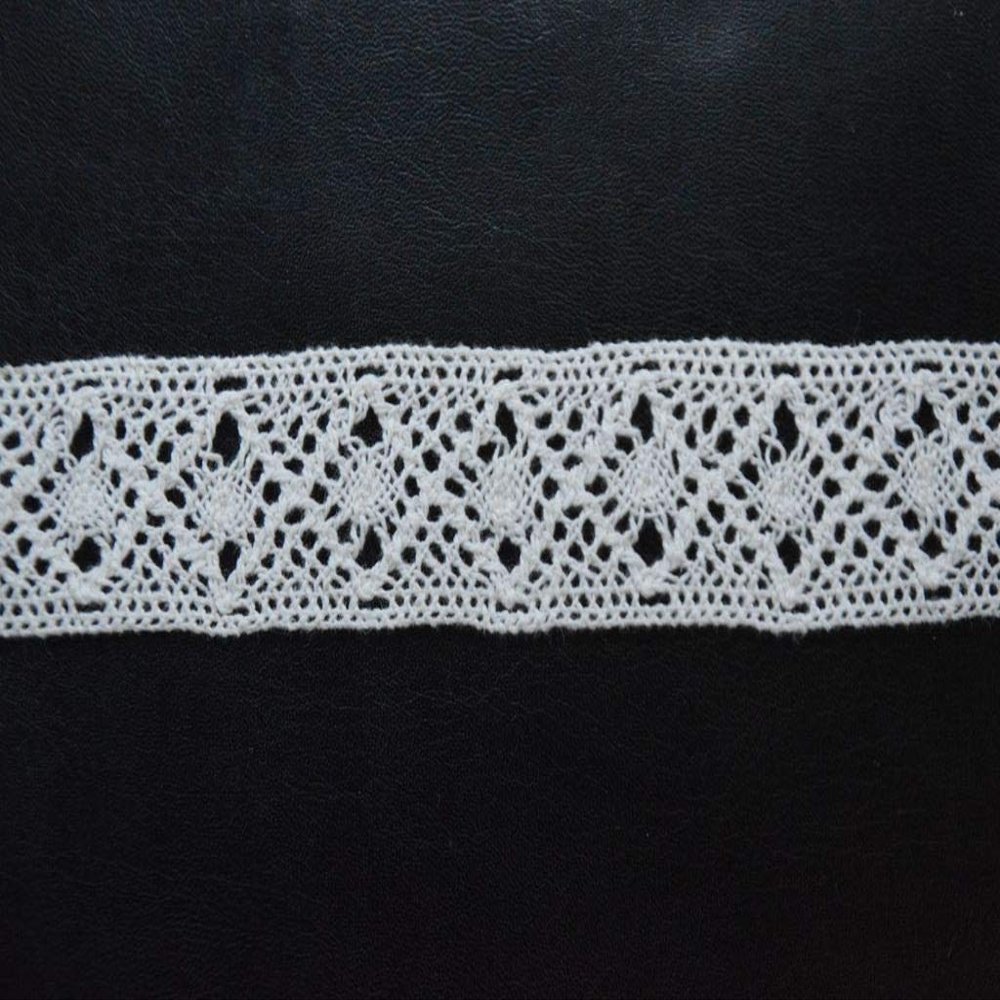 The Design Cart White Cotton Lace (1 Inches) (10 Metres) (Design 34)- Used for Trims, Borders, Embroidered Laces, Applique, Fabric lace, Sewing Supplies, Cotton Work lace.