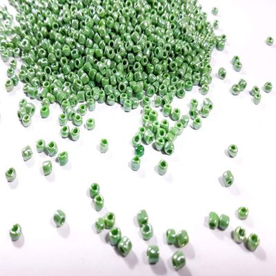 The Design Cart Grass Green Opaque Luster Round Rocailles Seed Beads for Jewellery Making, Embroidery, Beading, Art and Craft Supplies (11/0-2.0 mm) - 450 Grams