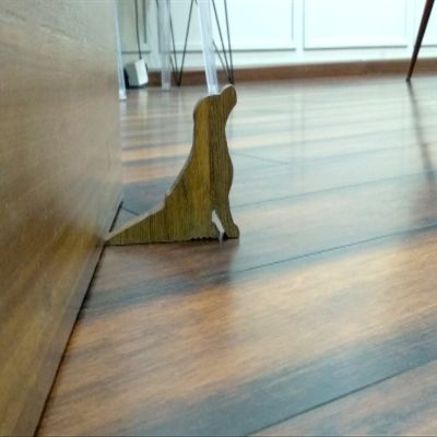 VAH New Dog Design Small Non-Slip Wooden Door Stoppers - to Stop Or Jam The Doors
