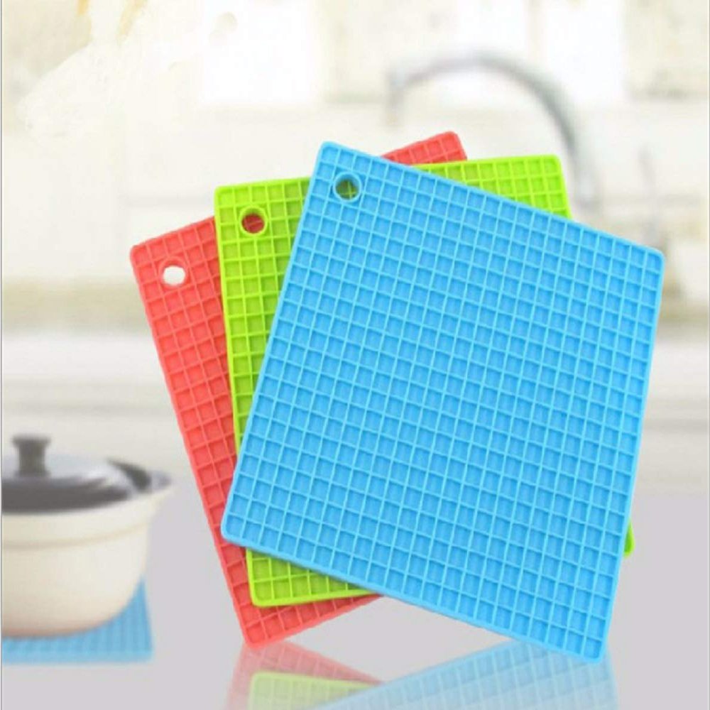 Maharsh Square Shape Silica Gel Anti Hot Heat Resistant Pot Holder,Car Dashboard Anti Slip Resistant Pad Dining Table Mat,Set of 3