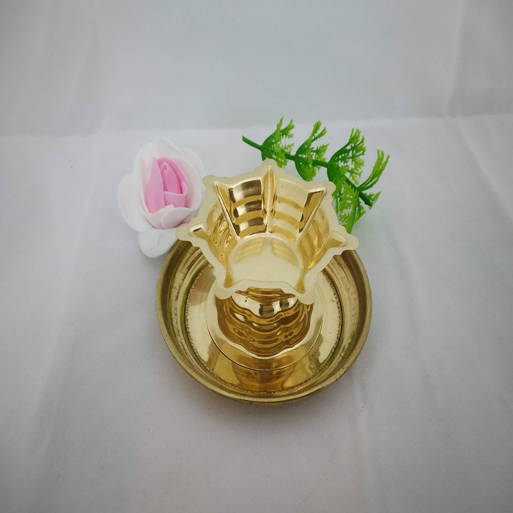 SPS MARKETING Brass Vilakku Design 7 Face Pooja Oil Lamp (Yellow/Golden|Size-1) Pack of 2
