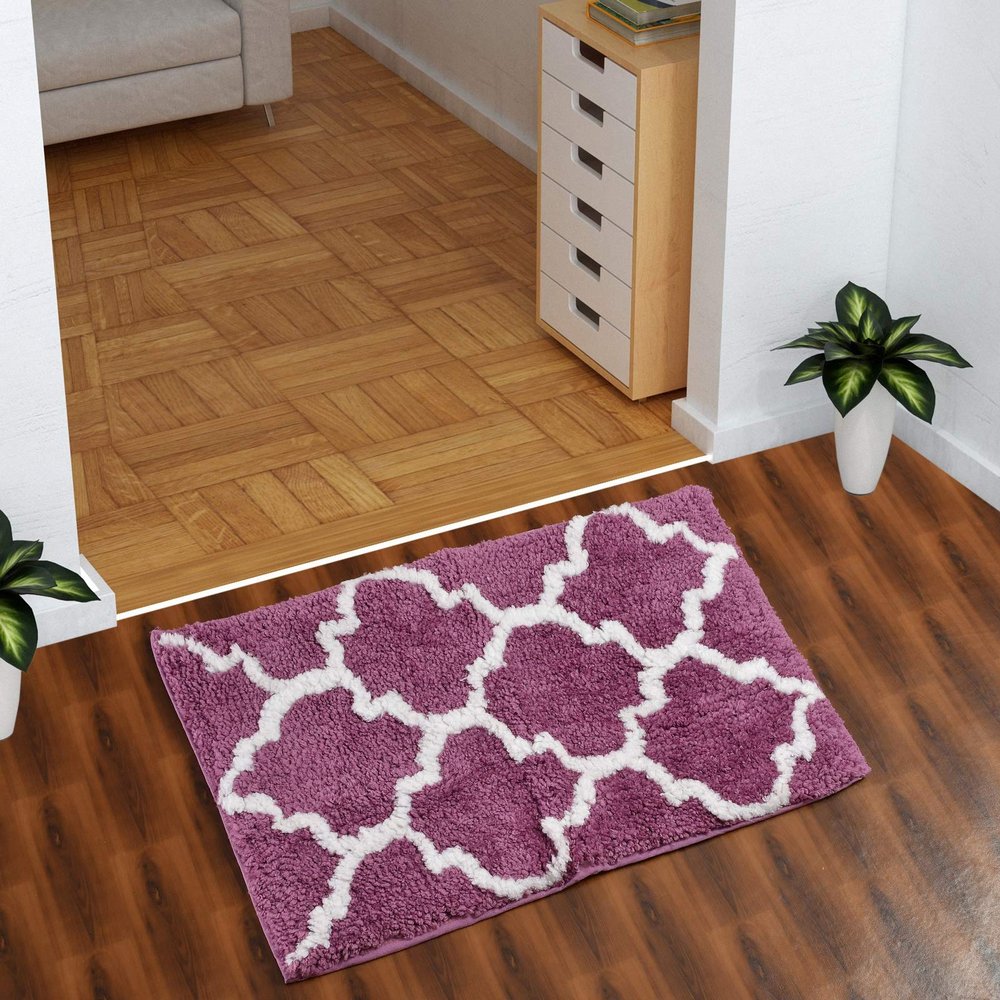 AEROHAVEN Glorious Super Soft Microfiber Abstract Moroccan Designer Anti Slip Bathmat (Wine, 50 cm x 80 cm)
