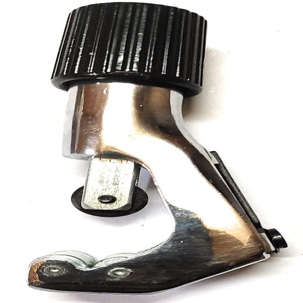 Big and Small Tube Cutter/Pipe Cutter (Large)